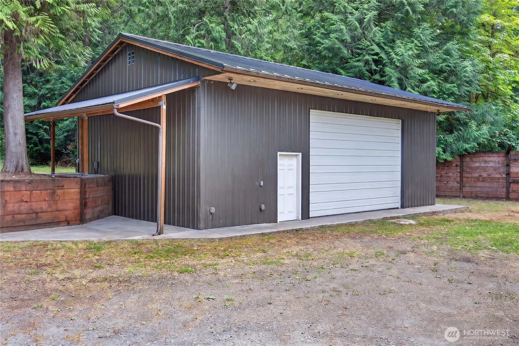 16409 Hoff Road Property Photo 30