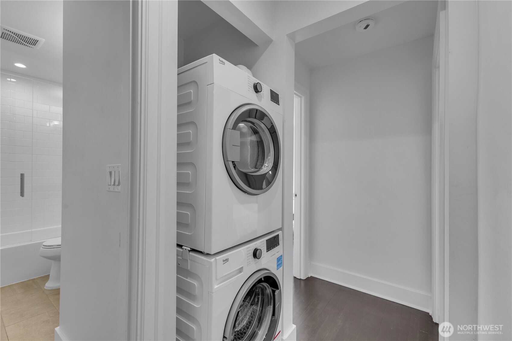 250 Ne 50th Street Property Photo 21