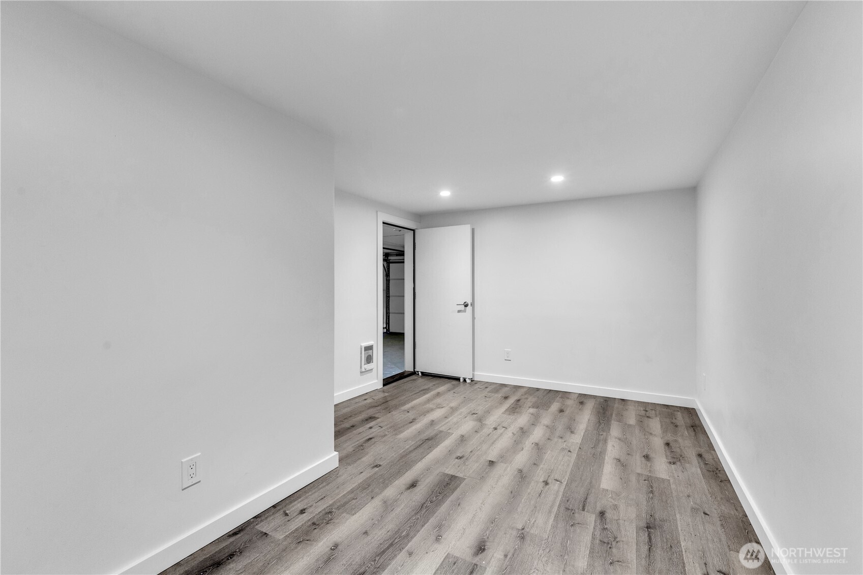 250 Ne 50th Street Property Photo 32