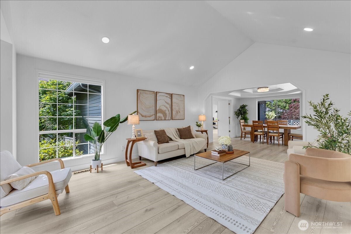 12903 176th Place Property Photo 5