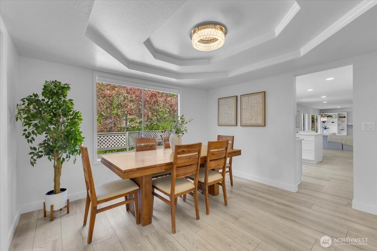 12903 176th Place Property Photo 6