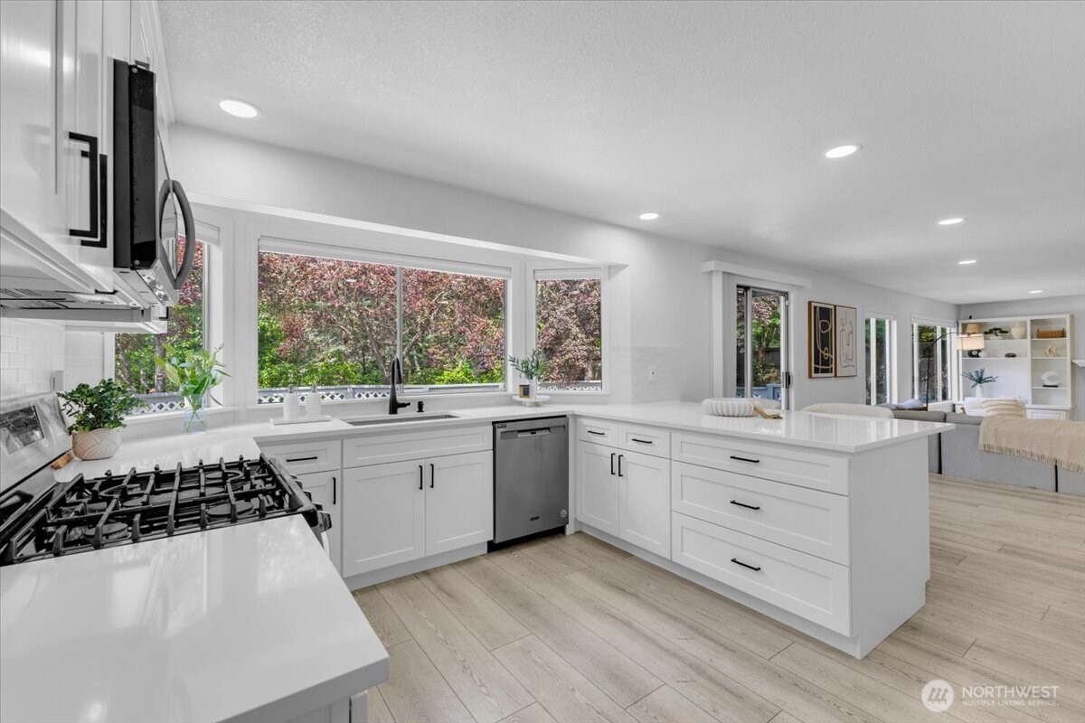 12903 176th Place Property Photo 8