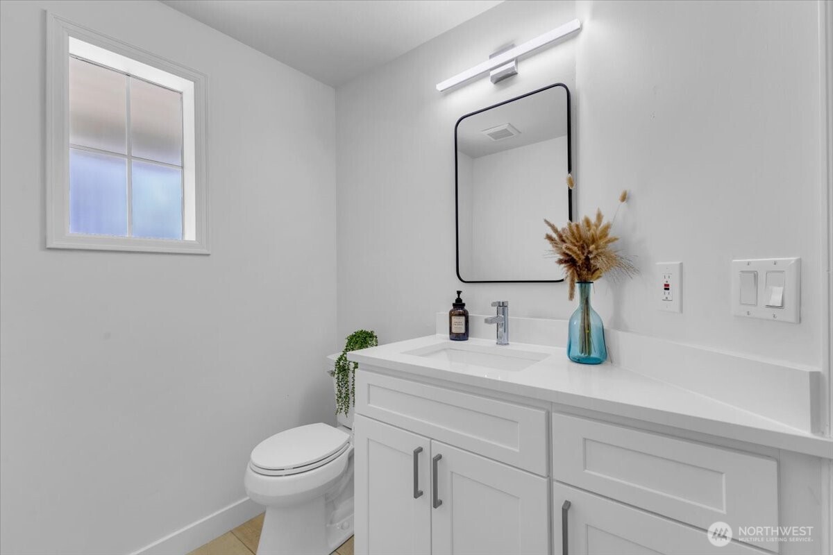 12903 176th Place Property Photo 18