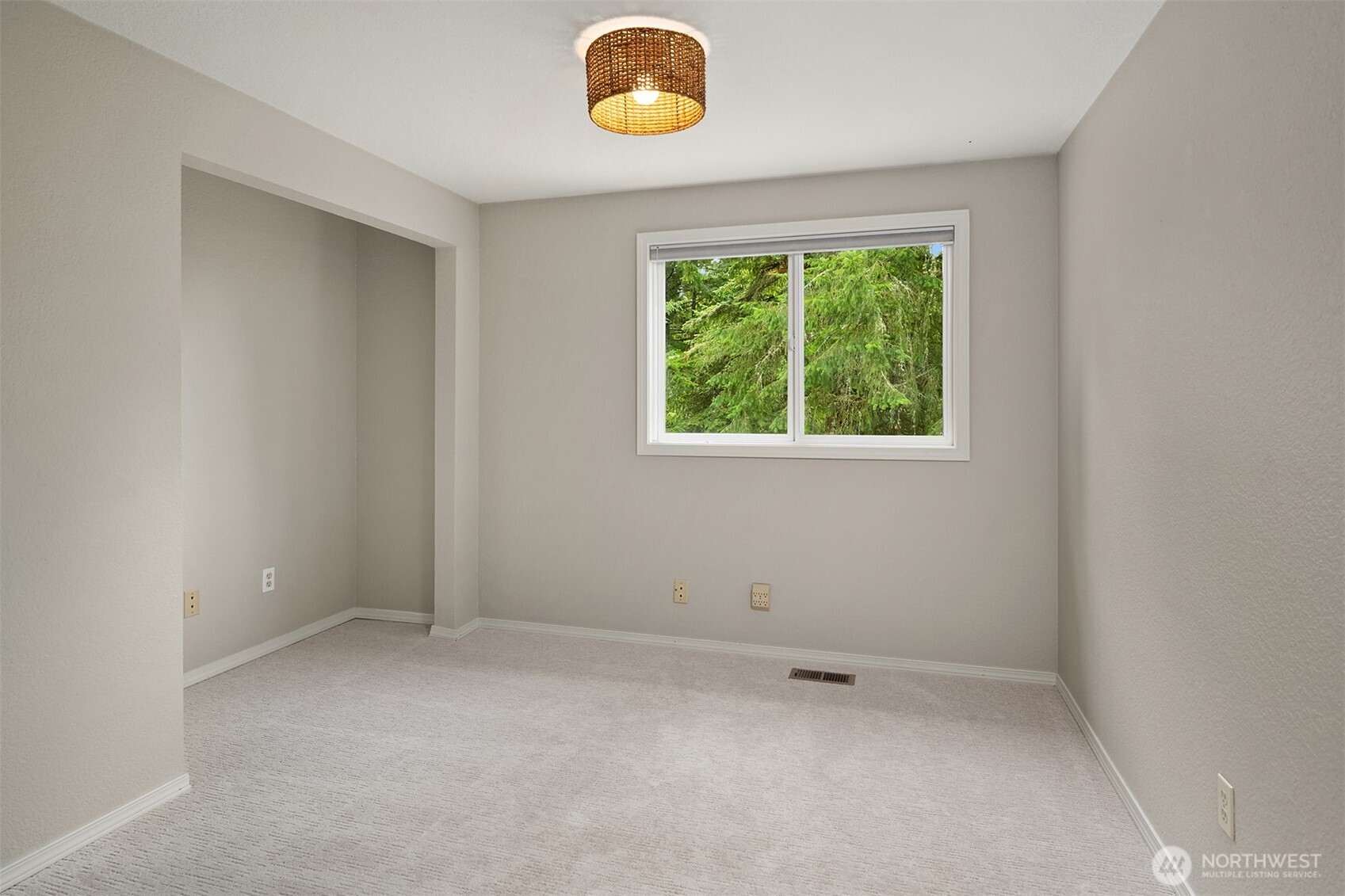 16734 Ne 139th Place Property Photo 28