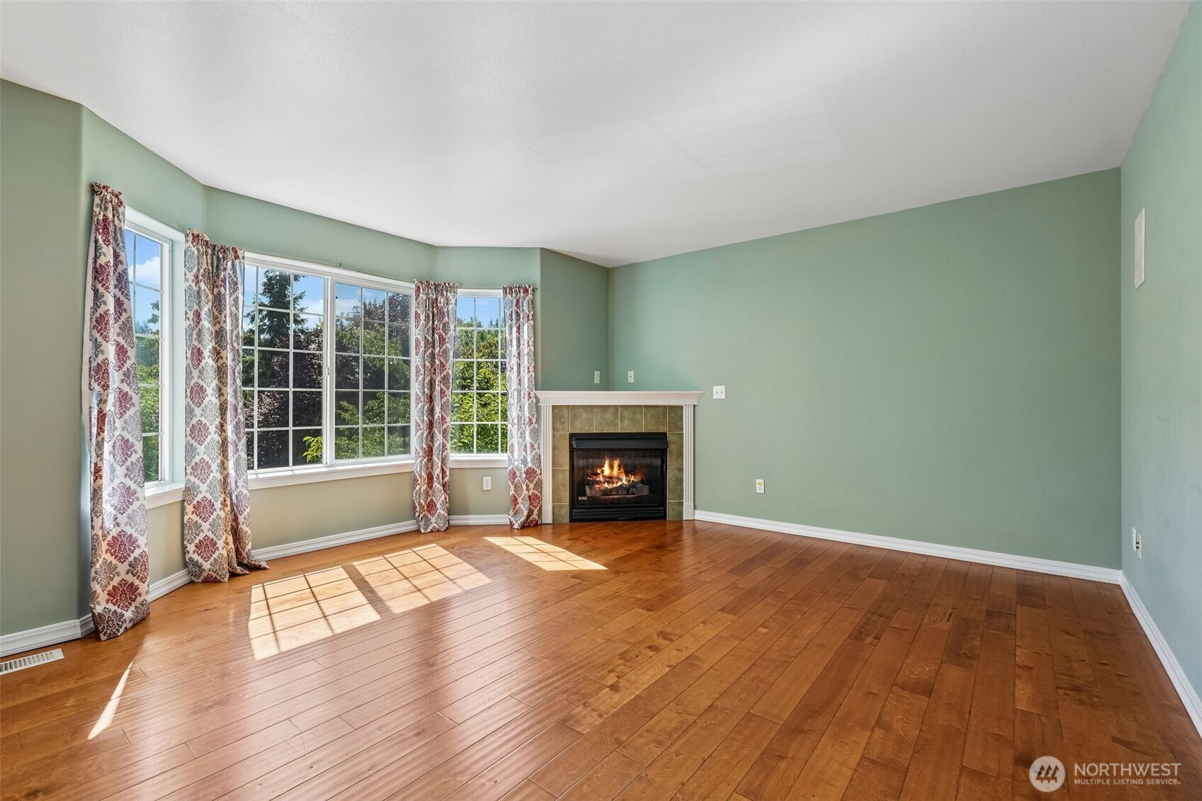 1153 Nw 7th Way Property Photo 3
