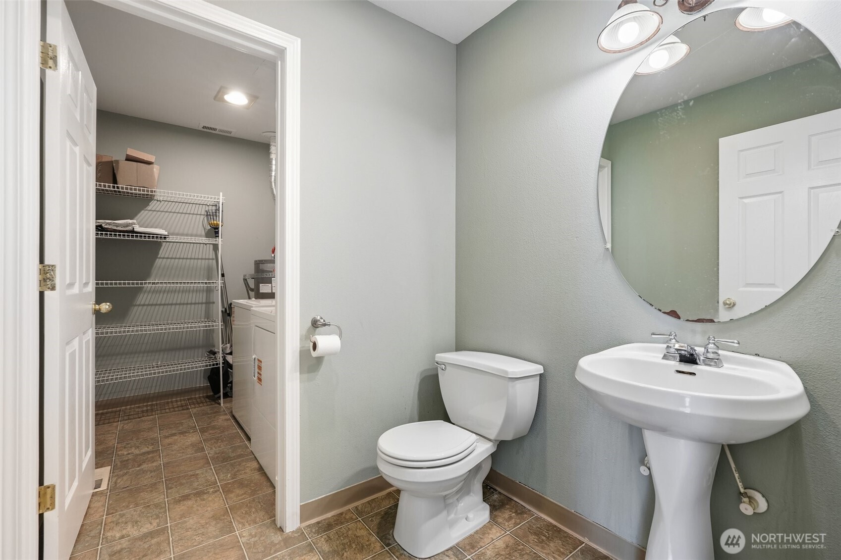 1153 Nw 7th Way Property Photo 16