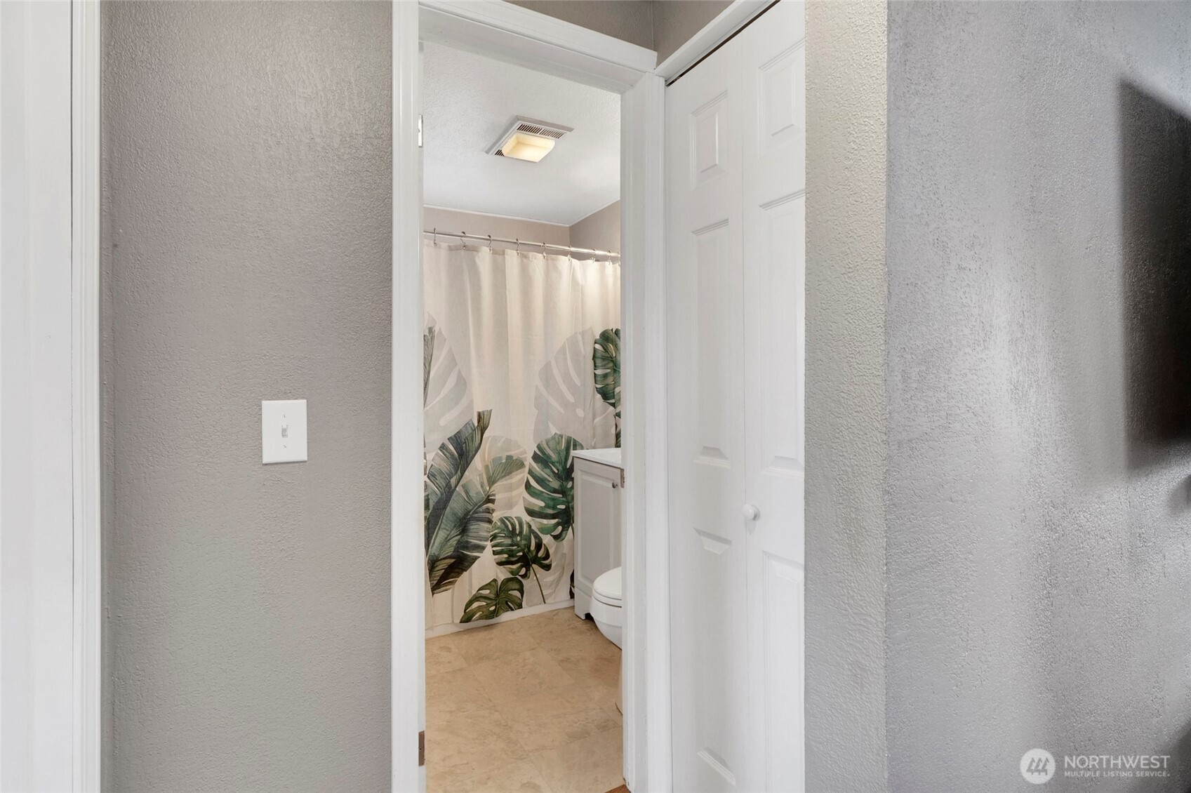 1212 W Concord Avenue Property Photo 27
