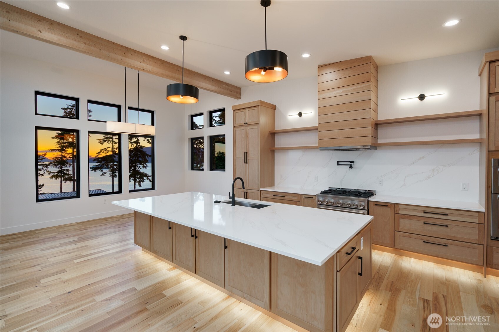 4209 Navigator Lane Property Photo 3