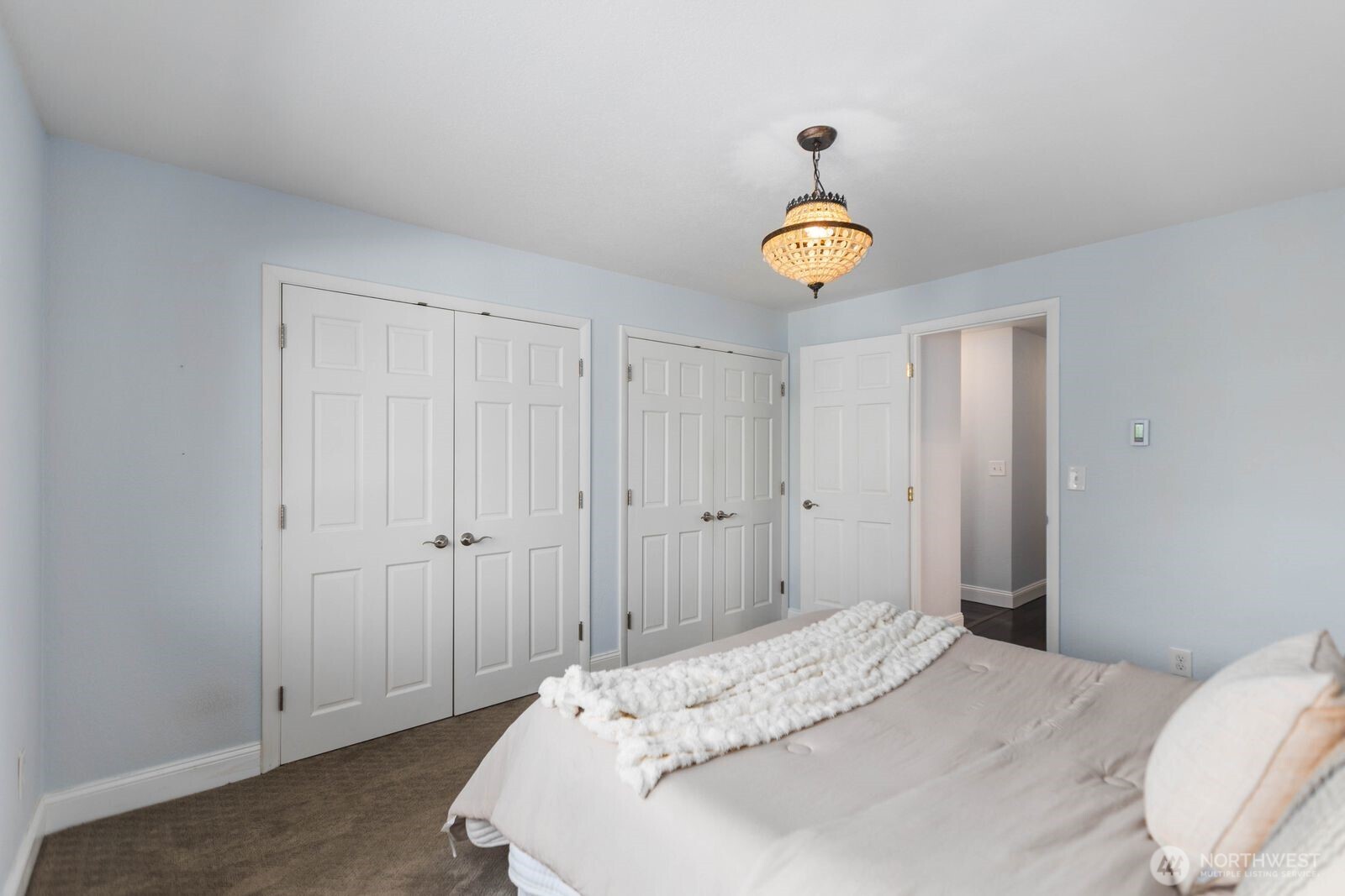 10110 Greenwood Ave 204 Property Photo 12