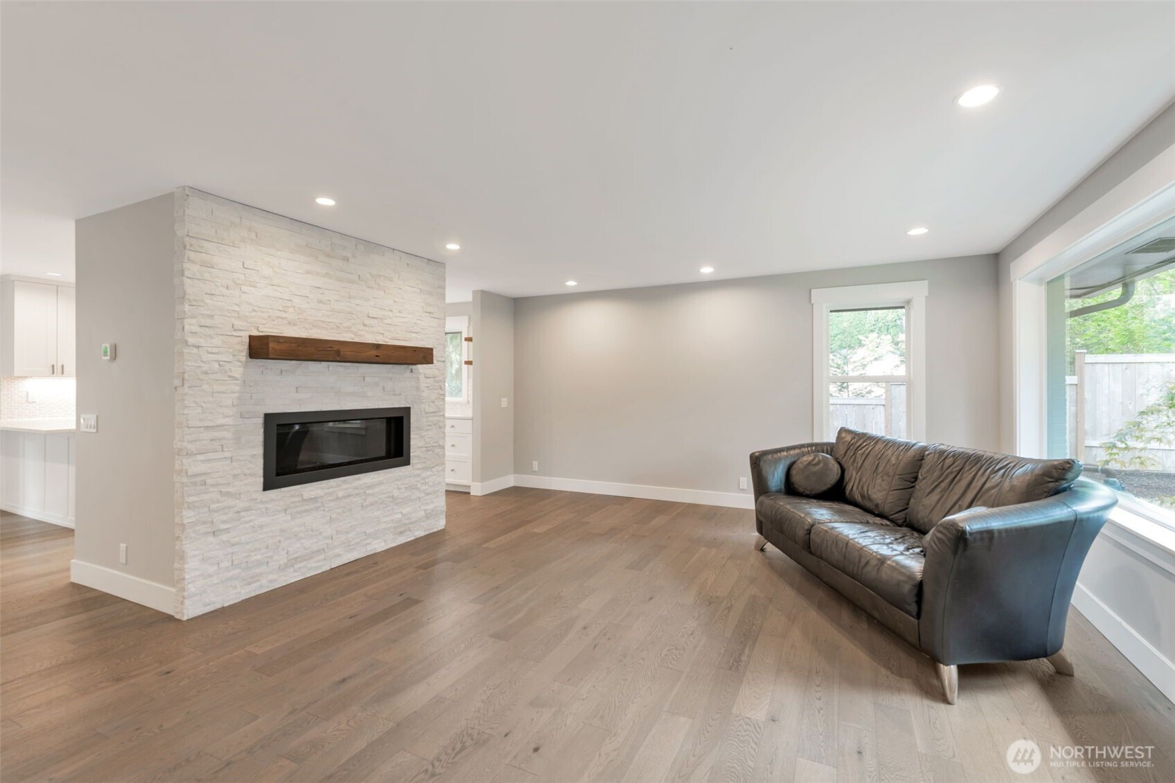 18828 156th Avenue Property Photo 8
