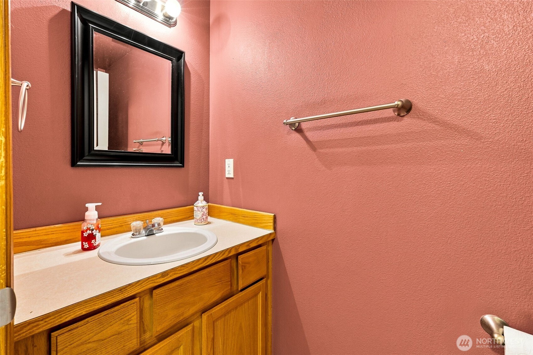 25517 35th Avenue Property Photo 9