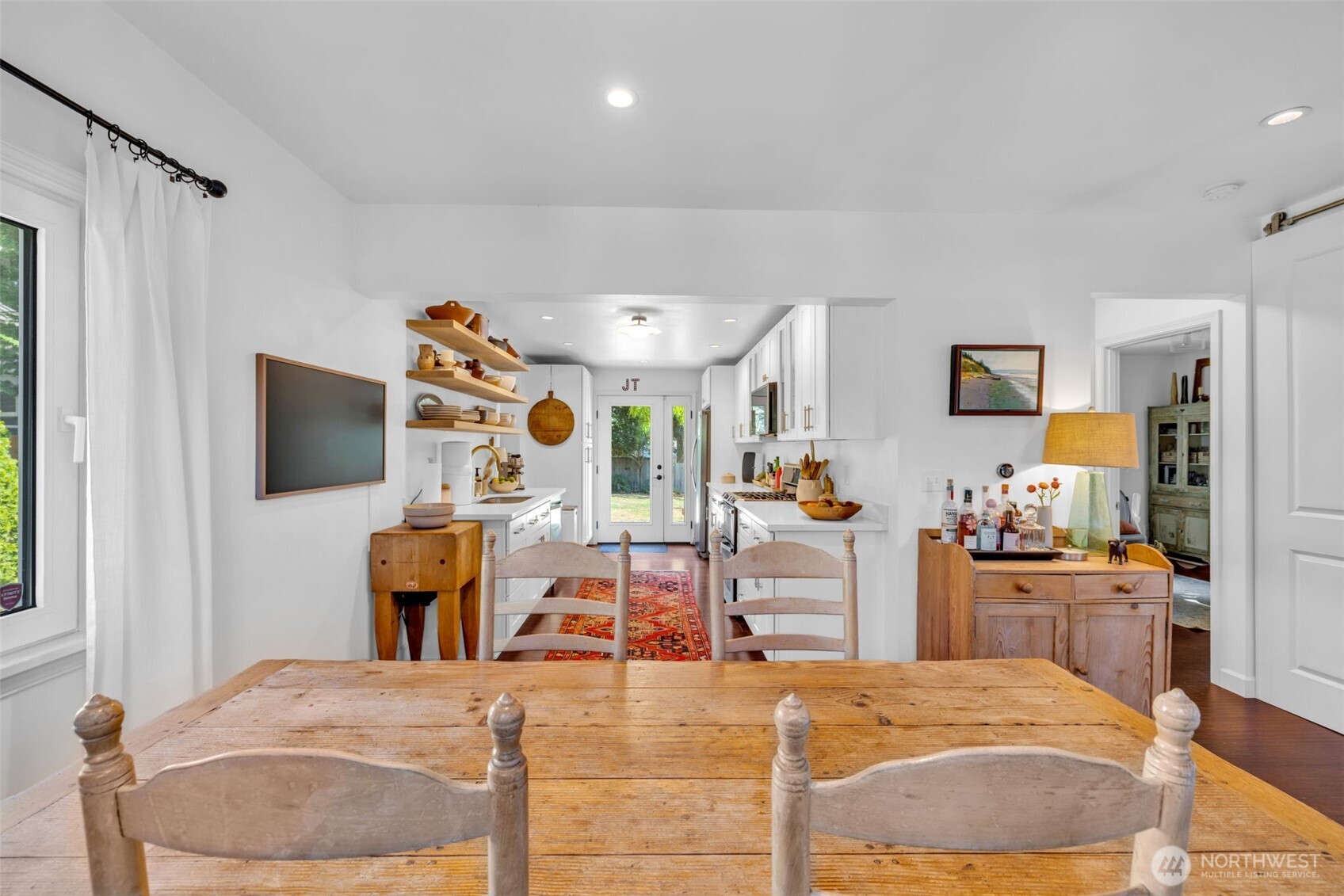 14332 Phinney Avenue Property Photo 8
