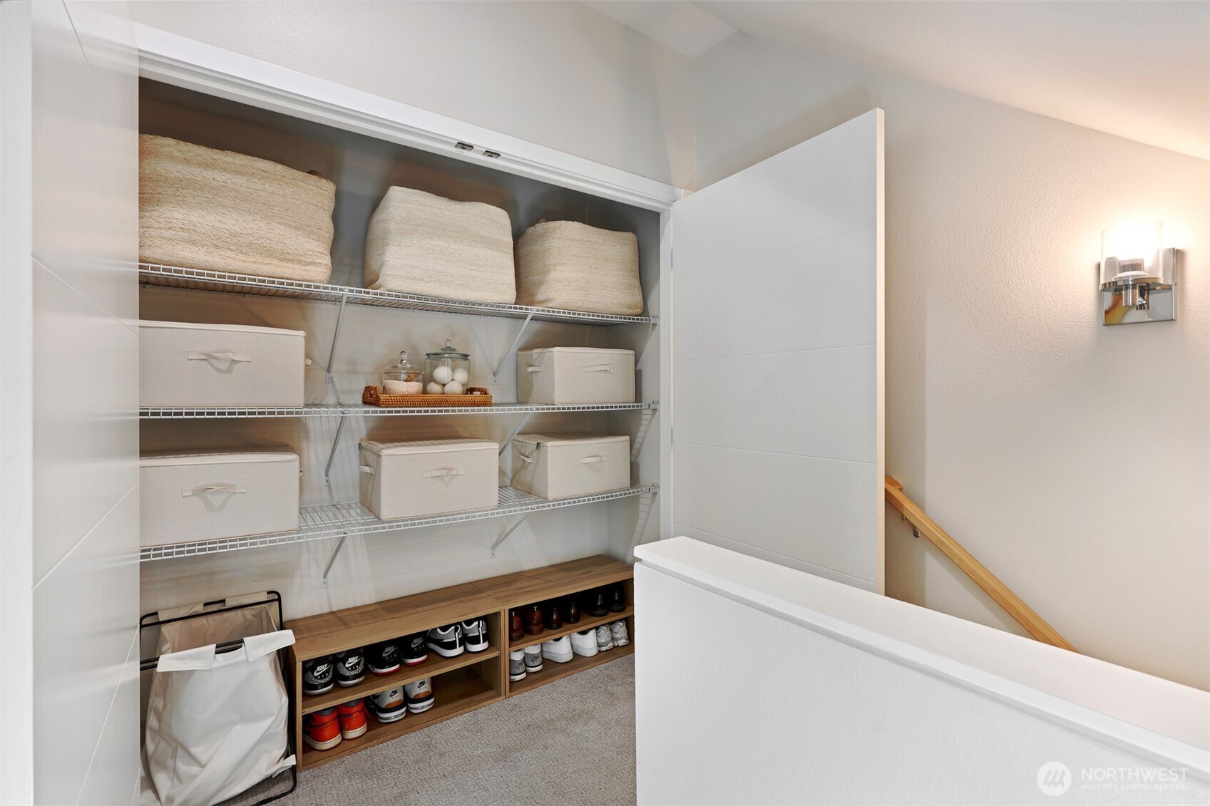 2909 S Dearborn Property Photo 11