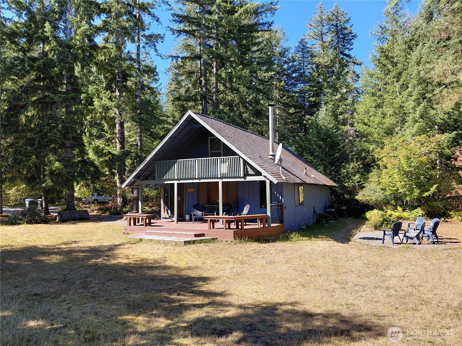 101 Mountain View Dr. N Property Photo 2