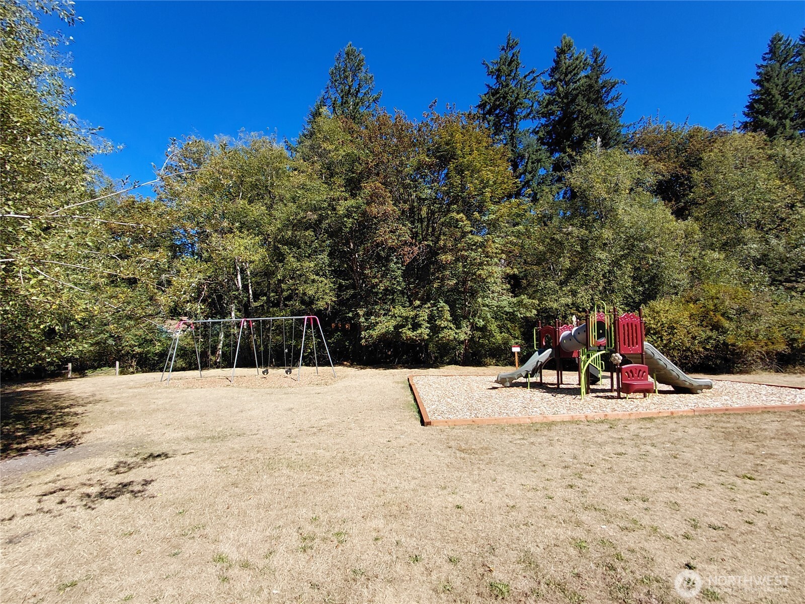 101 Mountain View Dr. N Property Photo 38