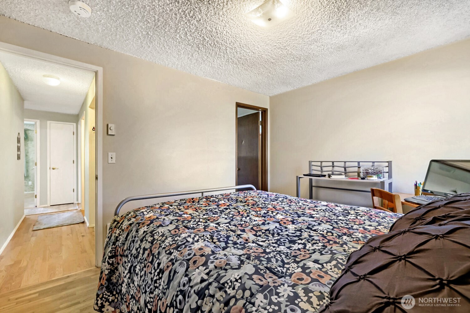 9307 3rd Place Property Photo 13