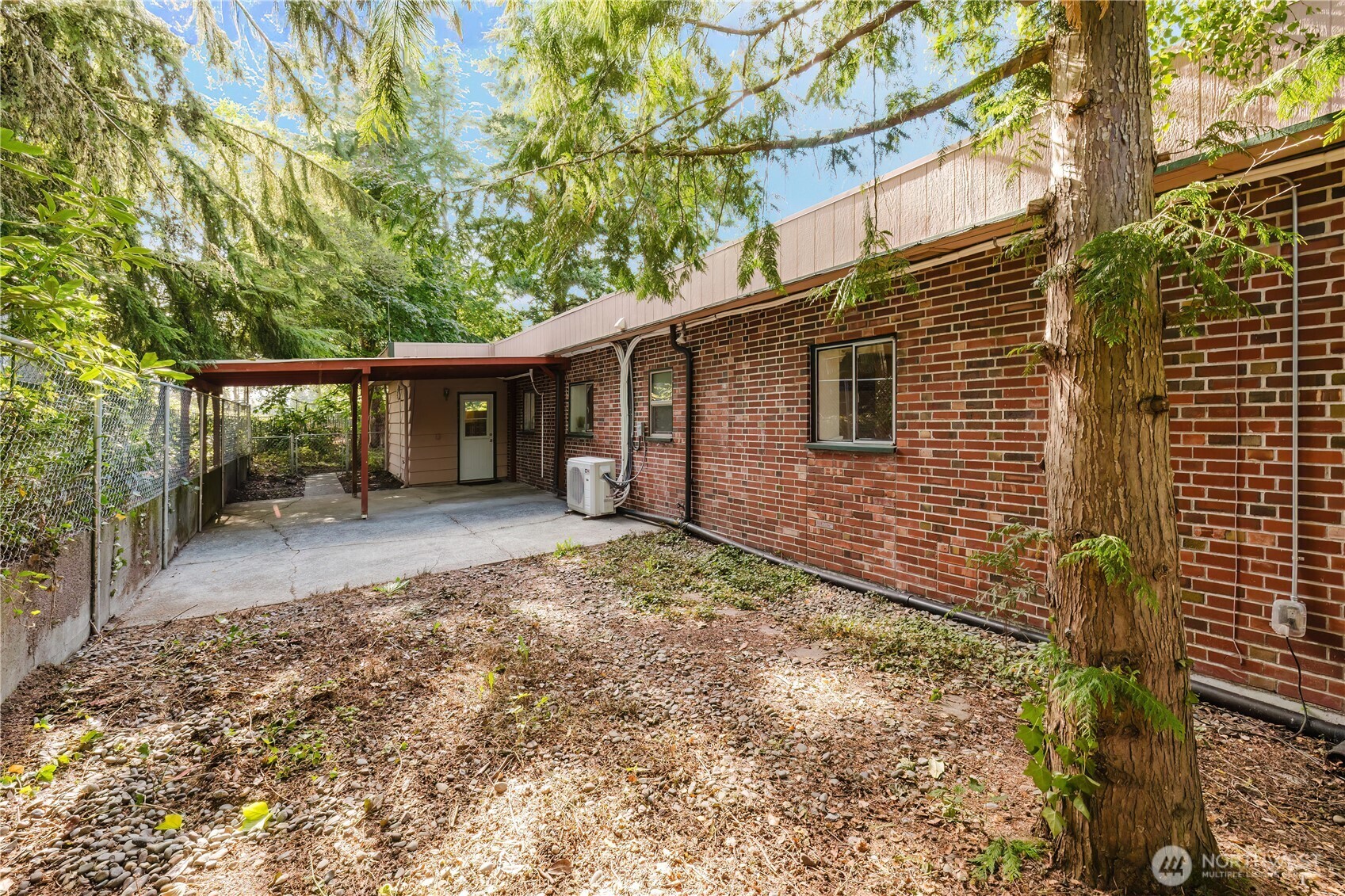 2162 Harding Avenue Property Photo 30