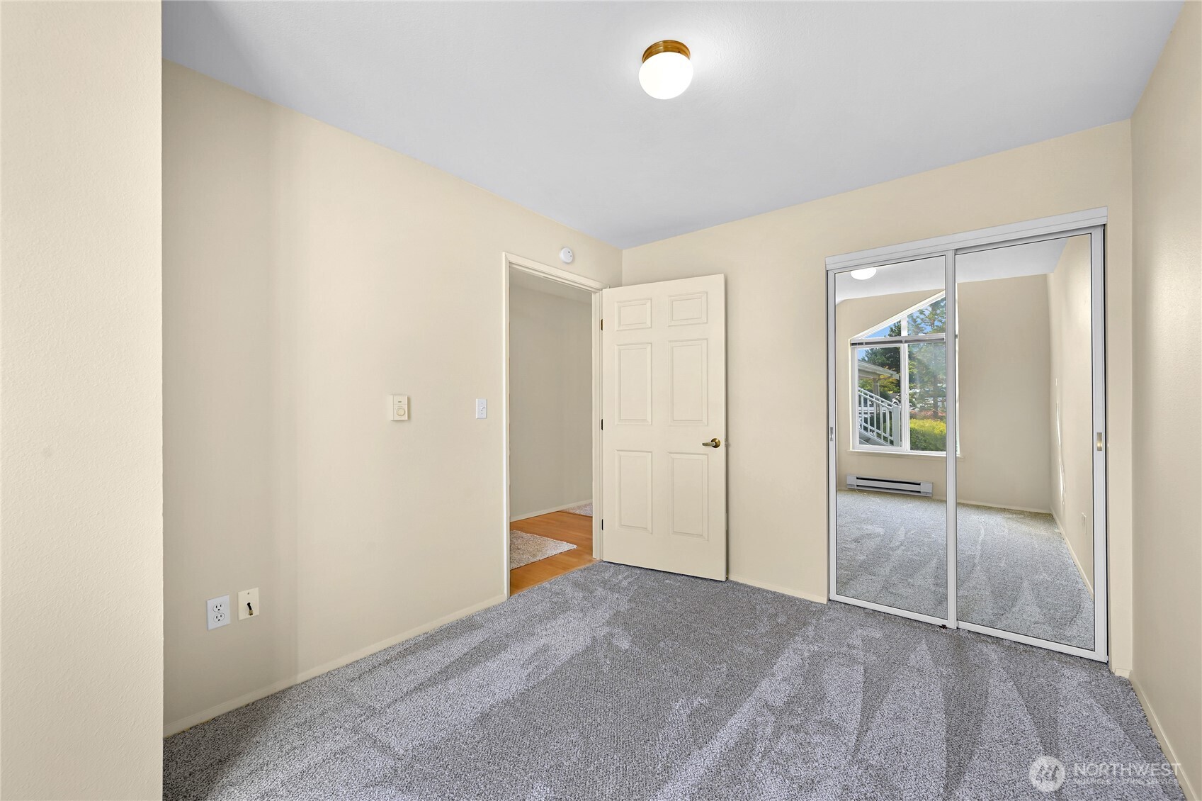 5090 Festival Boulevard 1b Property Photo 25