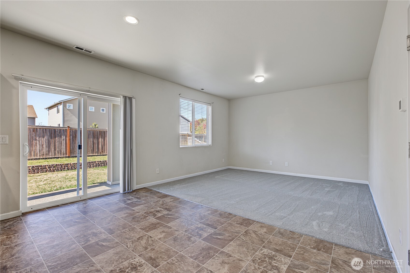 19206 18th Ave Court Property Photo 10