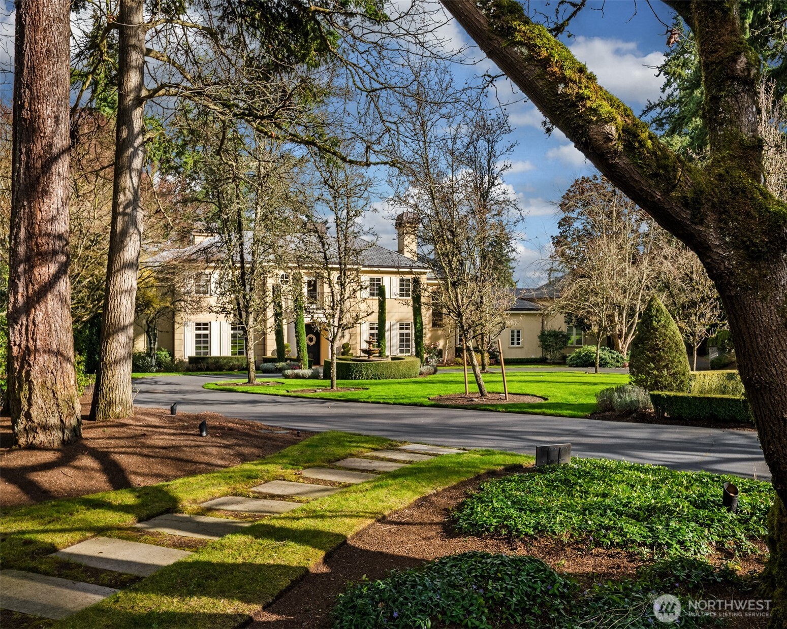 2579791 Property Photo 26