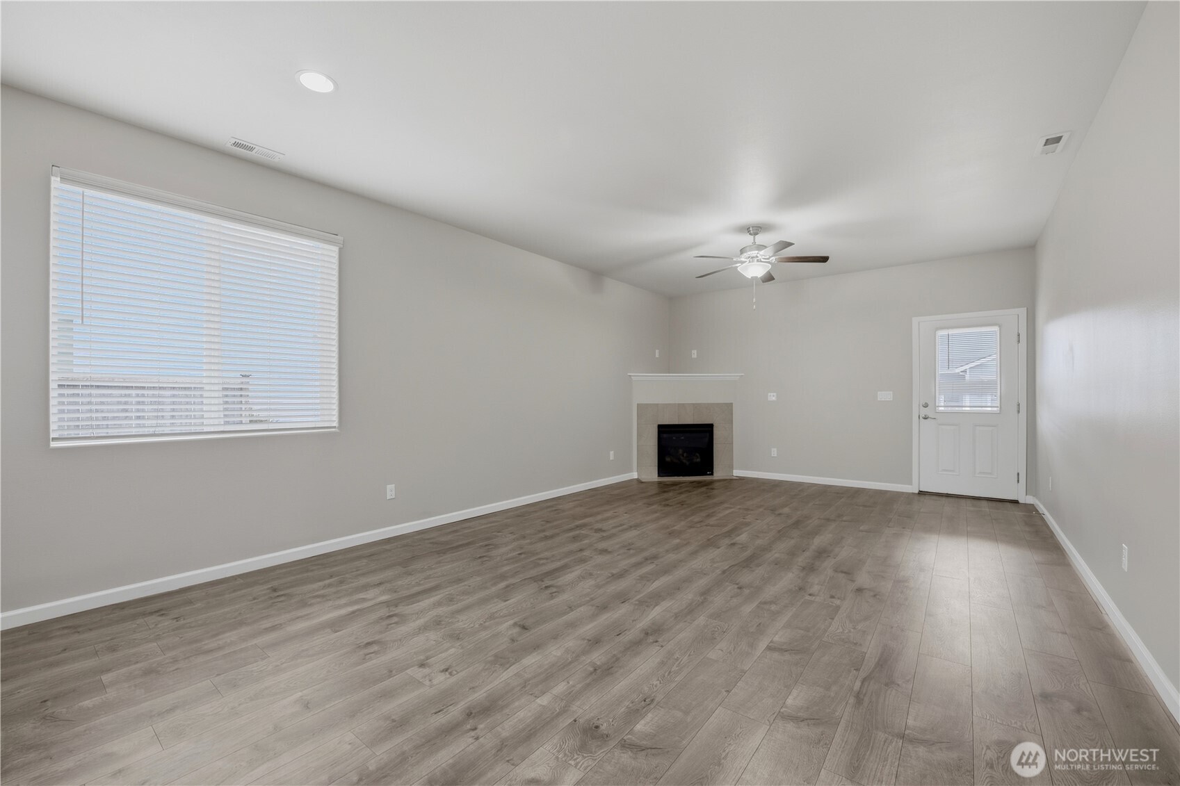 3227 Scotland Alley Property Photo 5