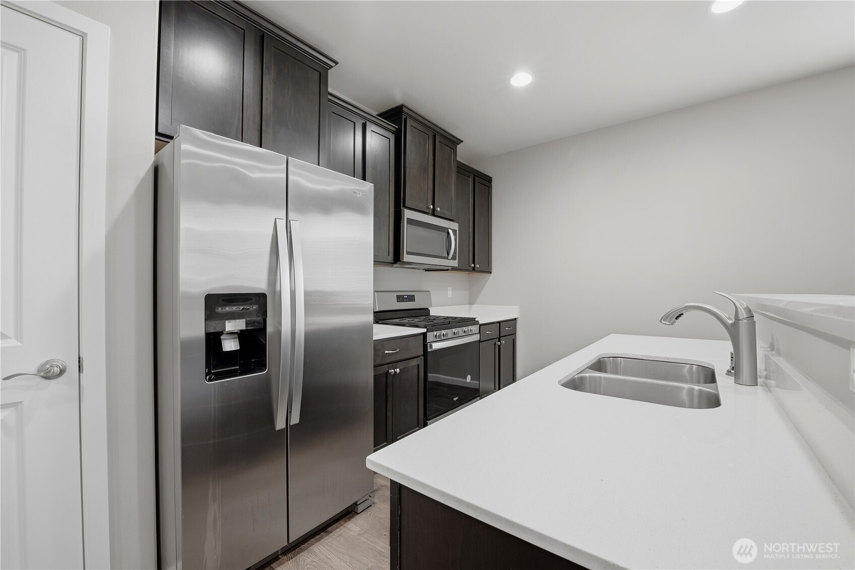3227 Scotland Alley Property Photo 8