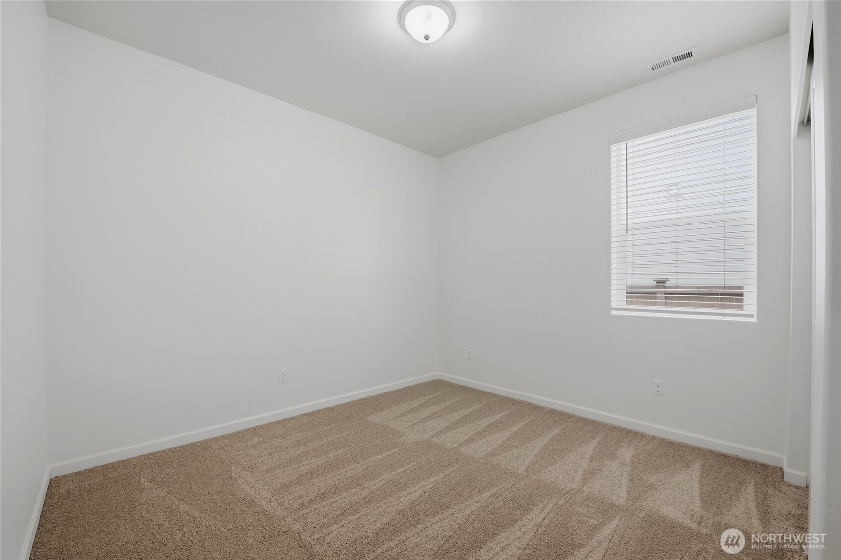 3227 Scotland Alley Property Photo 10