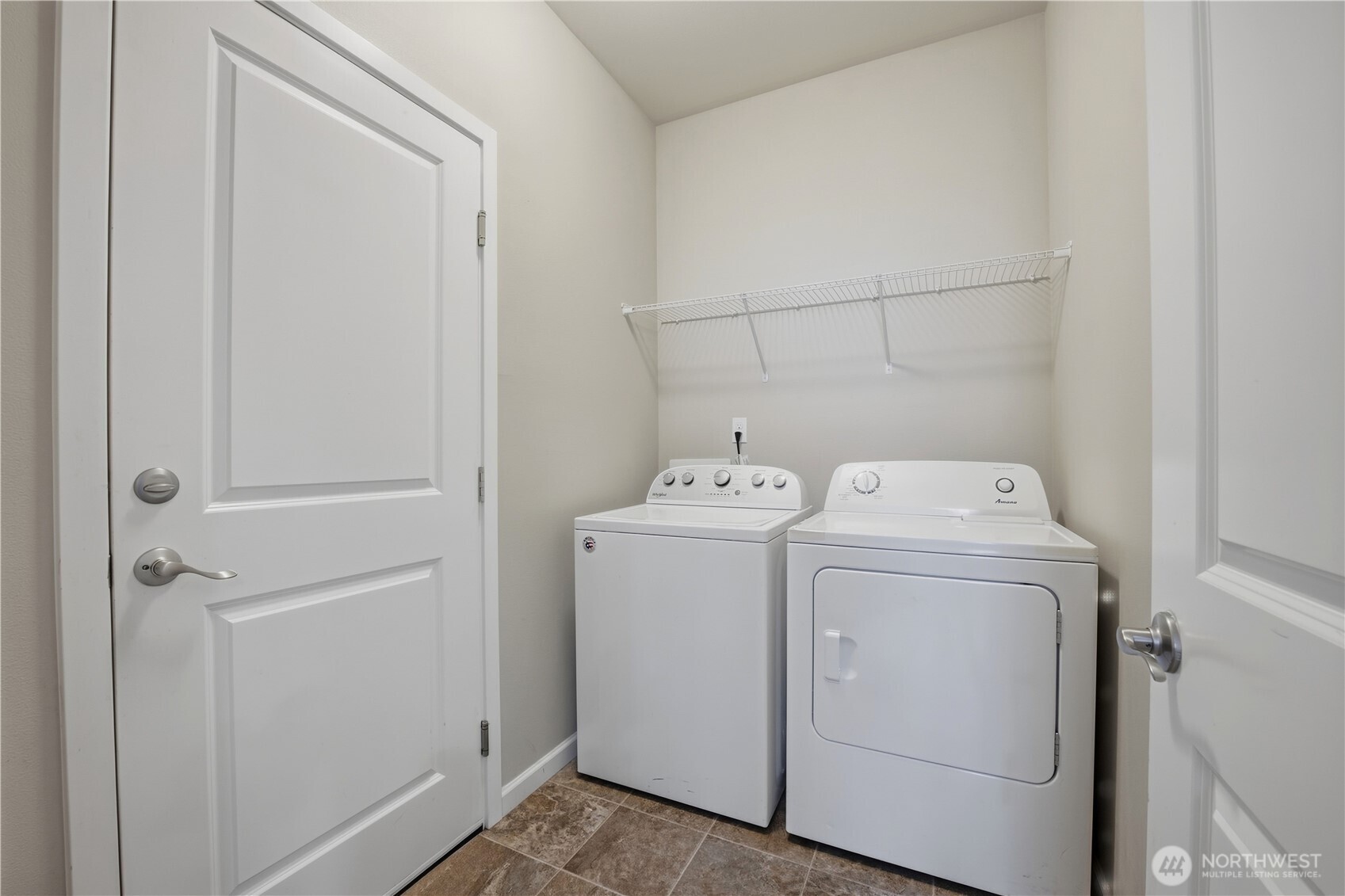 3227 Scotland Alley Property Photo 16