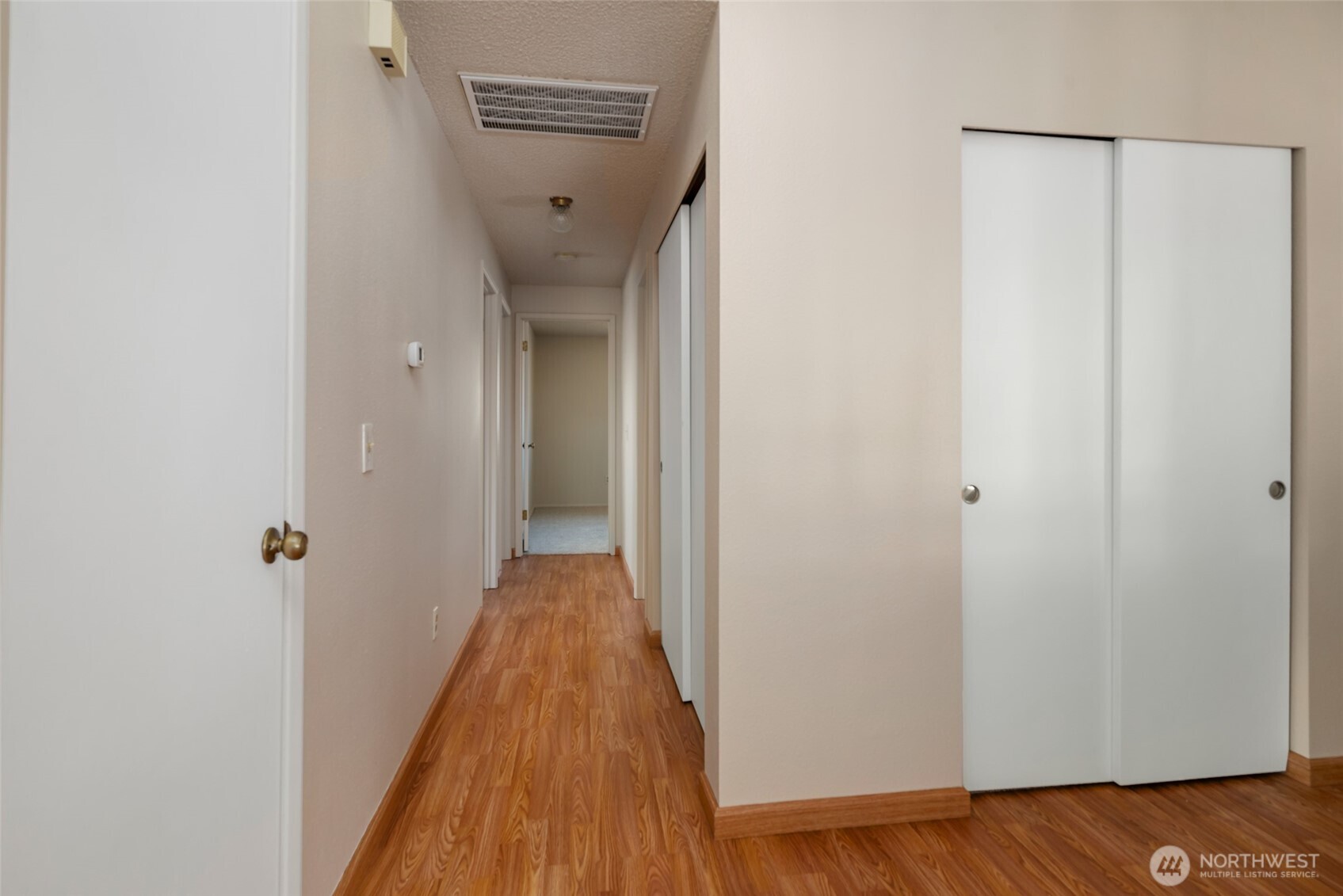 281 Nw Fairhaven Drive Property Photo 13