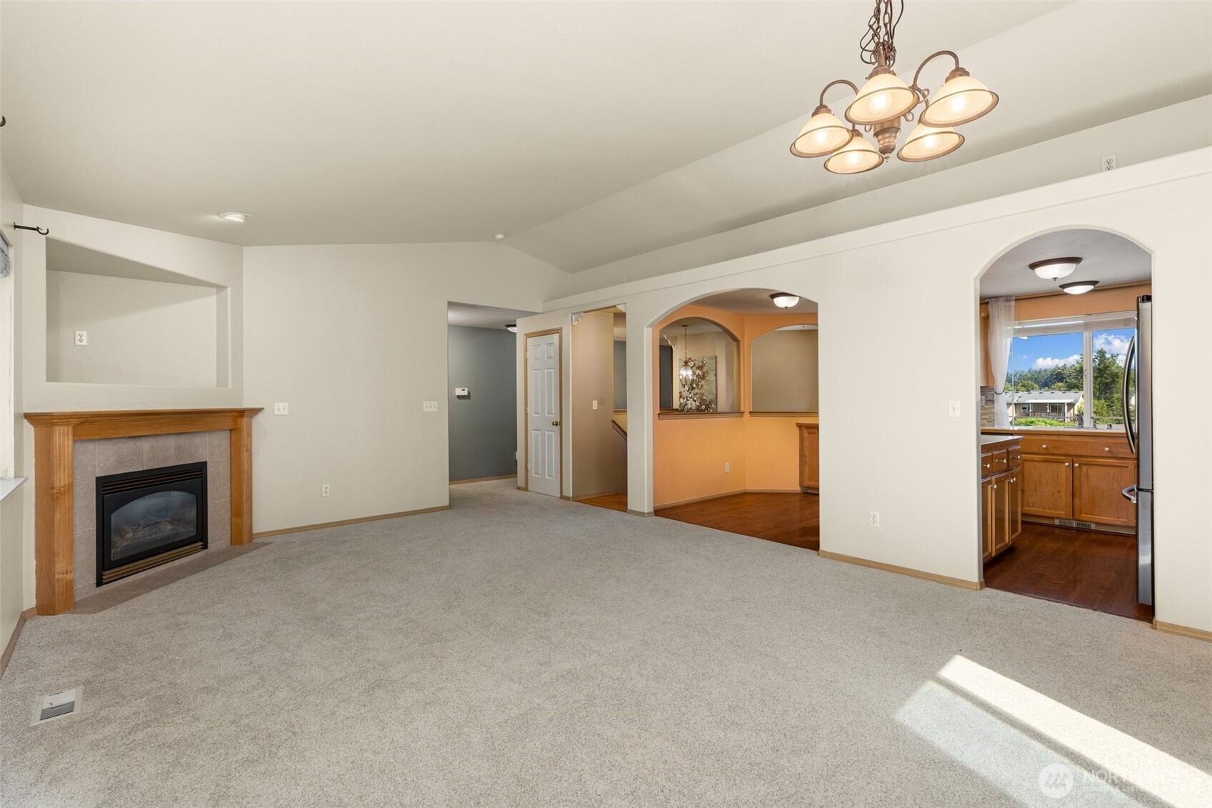 17928 66th Avenue Ct Property Photo 11