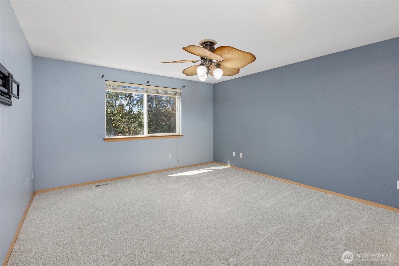 17928 66th Avenue Ct Property Photo 12