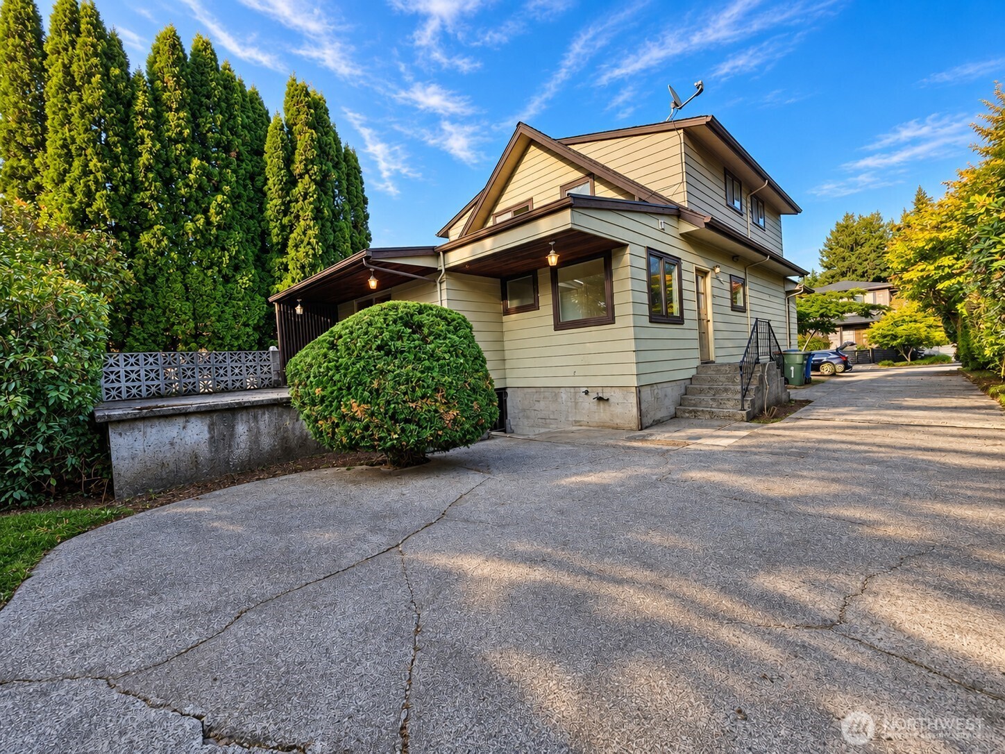 1921 41st Avenue Property Photo 9