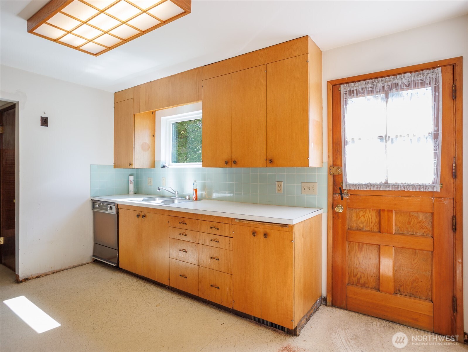 1921 41st Avenue Property Photo 21