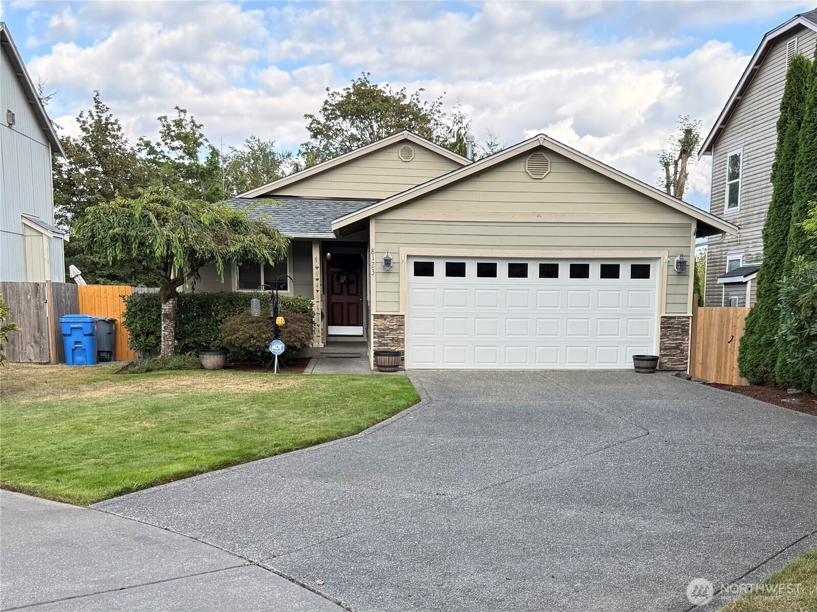 8123 146th Street Property Photo 1