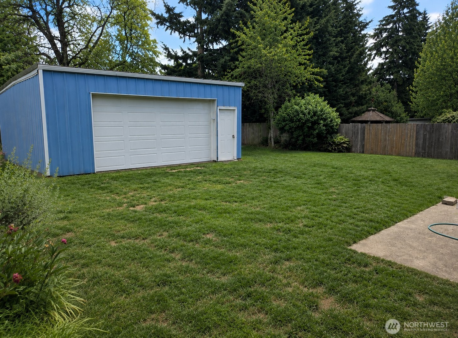 223 S 187th Street Property Photo 13