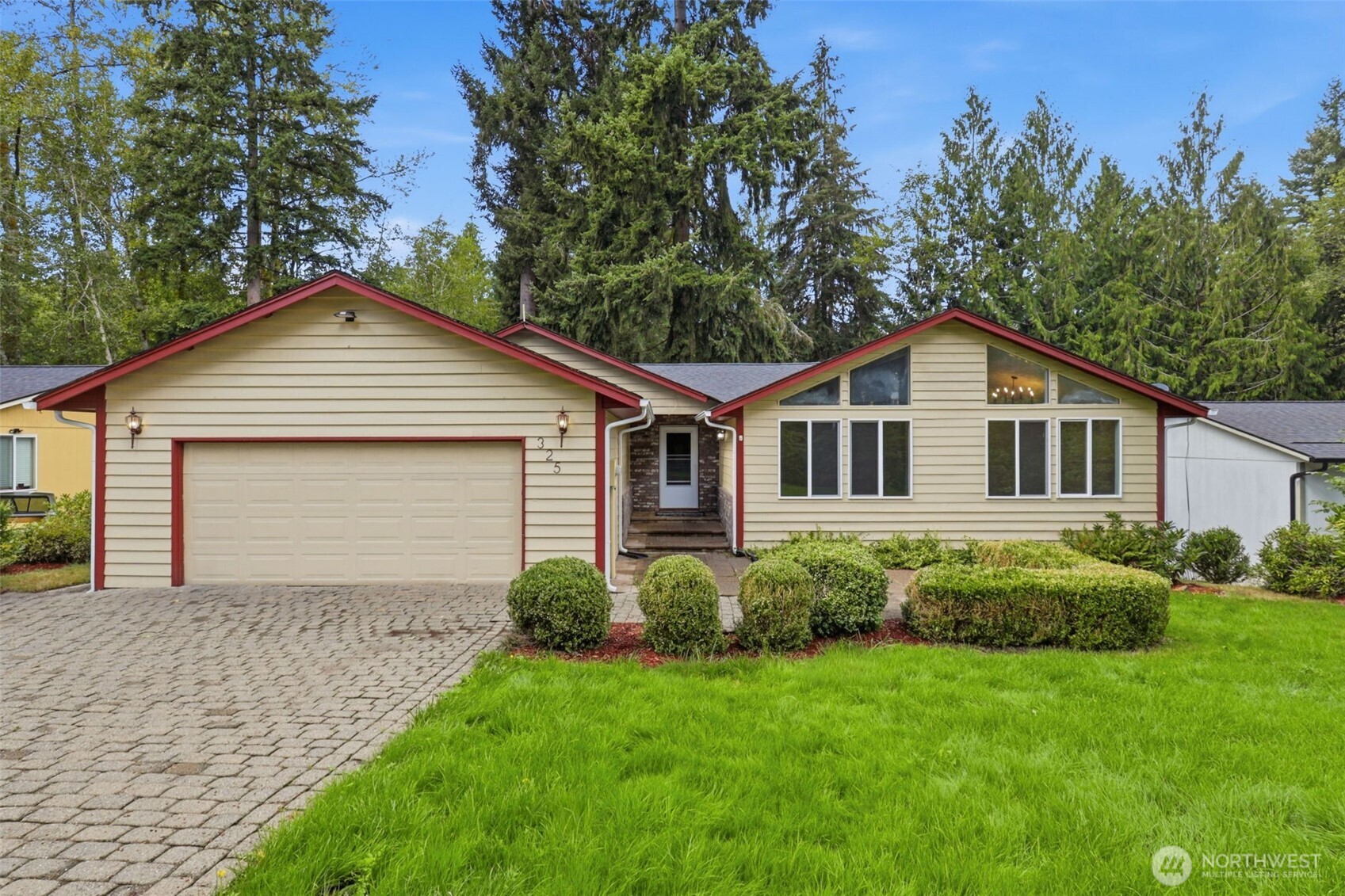 325 Rollingwood Drive Property Photo 1