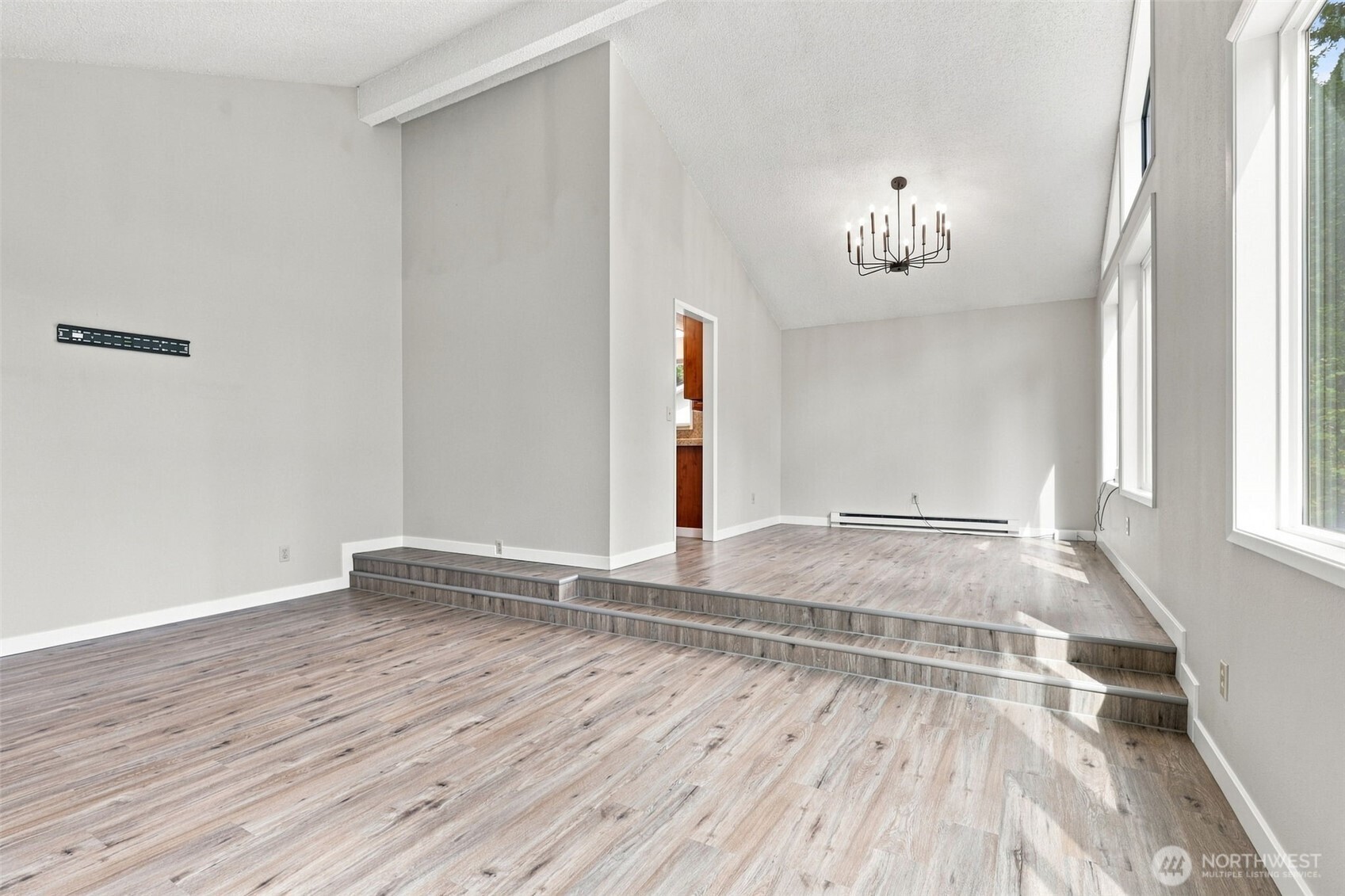 325 Rollingwood Drive Property Photo 4
