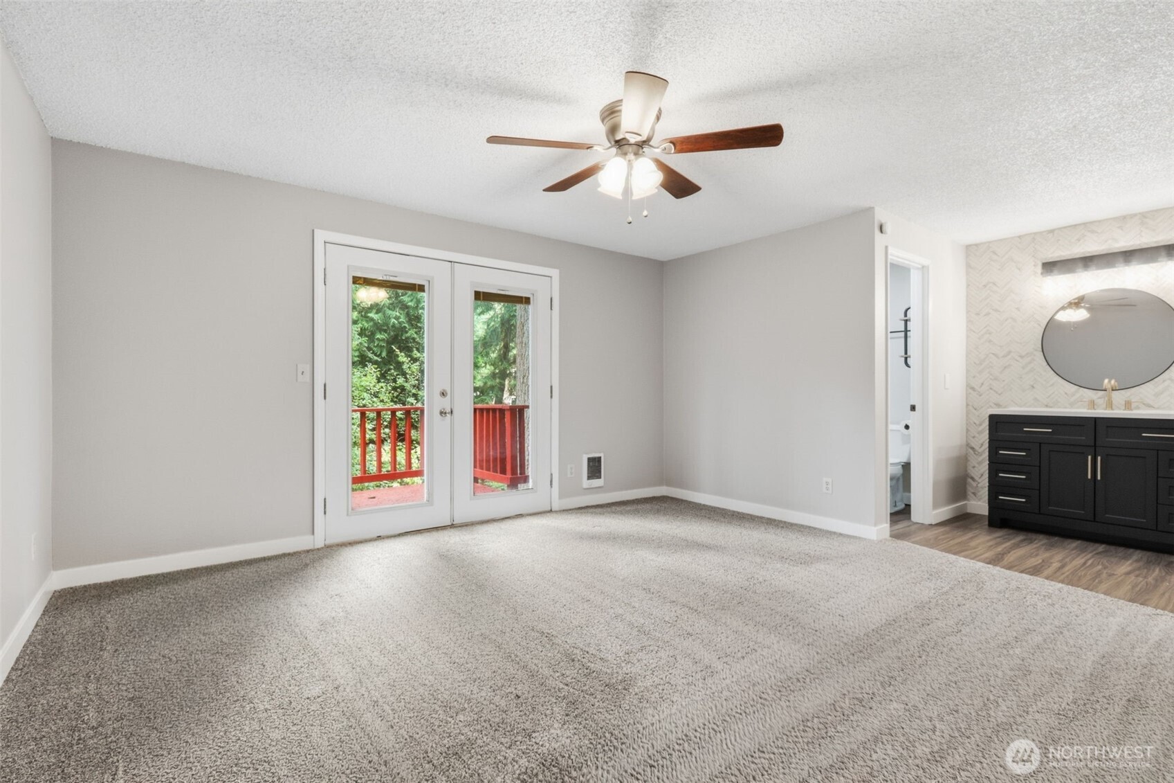 325 Rollingwood Drive Property Photo 14