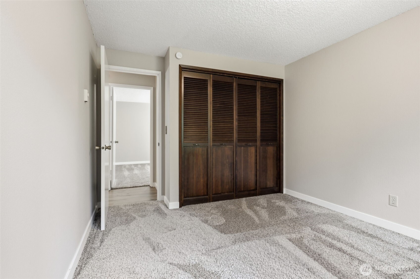 325 Rollingwood Drive Property Photo 20