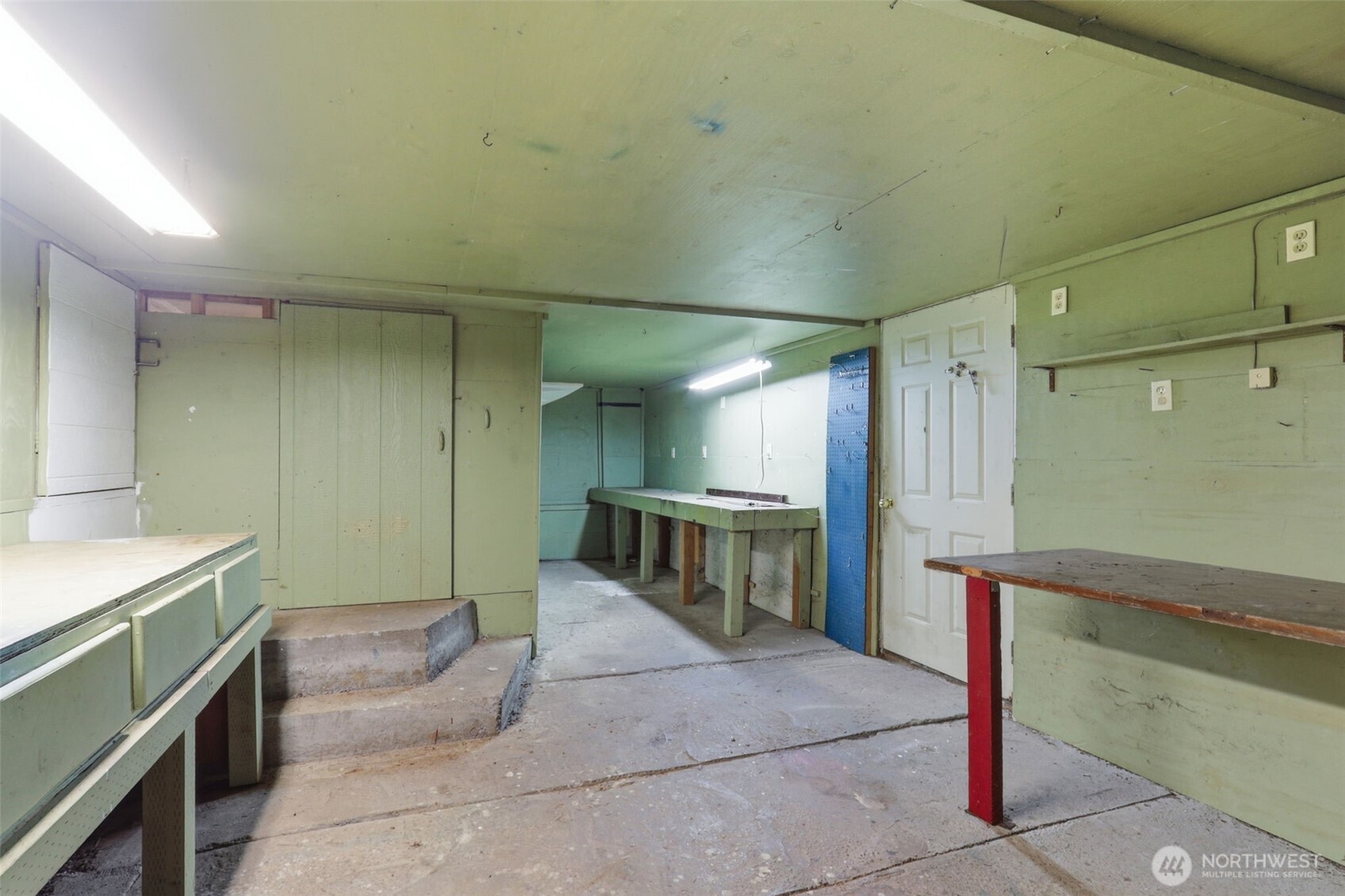 325 Rollingwood Drive Property Photo 31