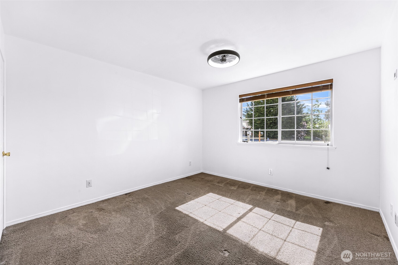 8255 Quinault Road Property Photo 10