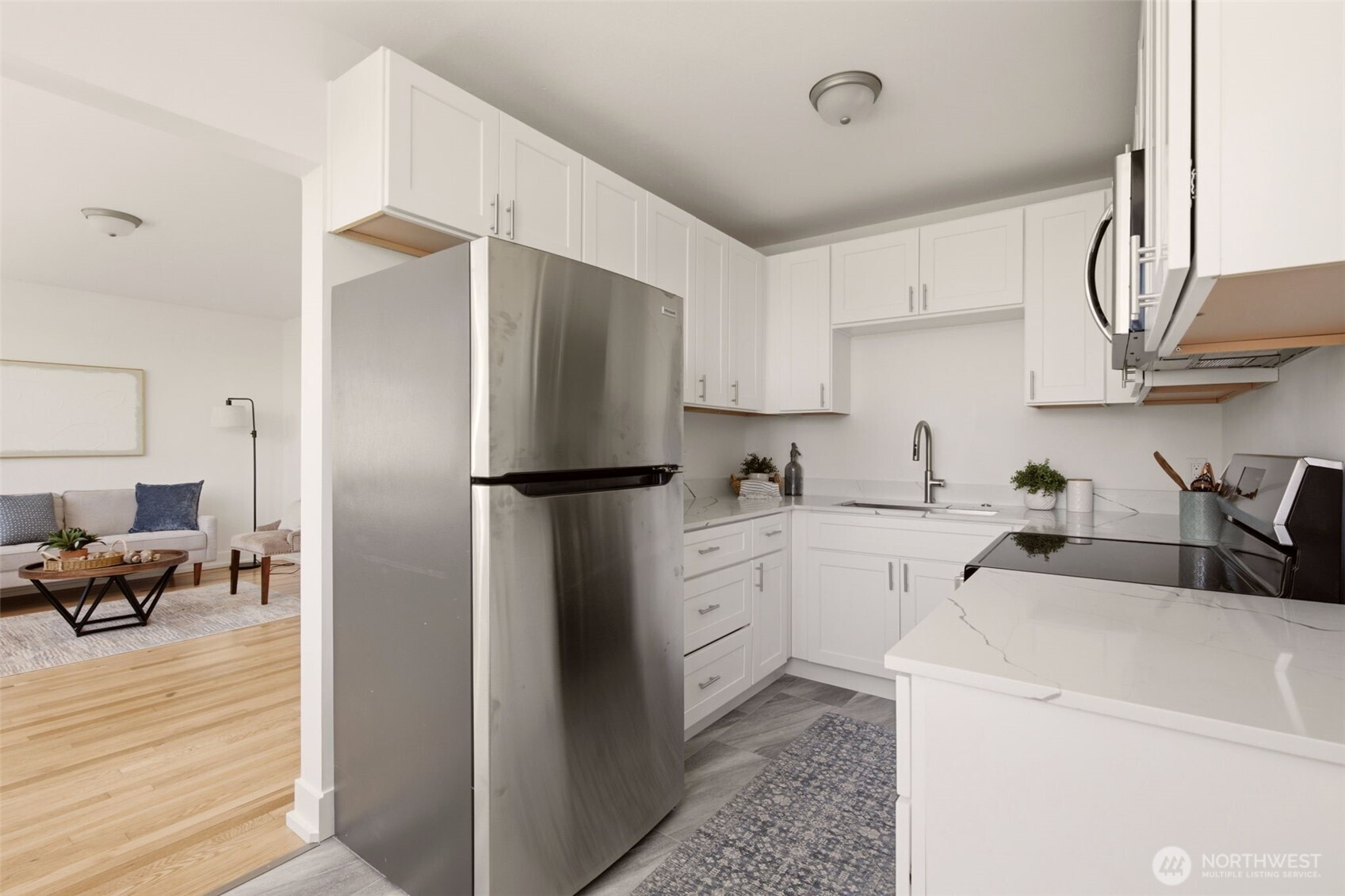 5435 S M Street 202 Property Photo 8
