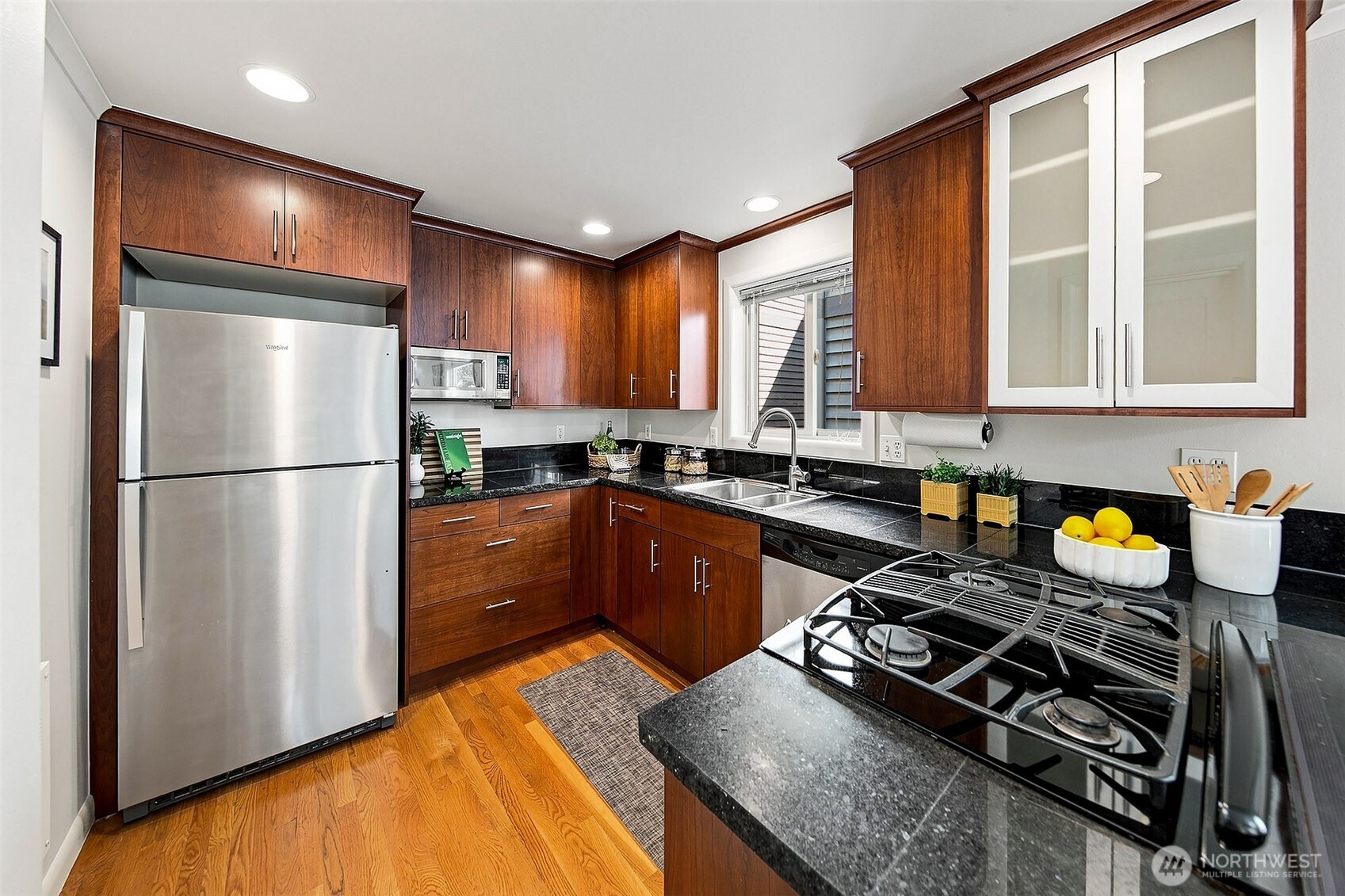 1512 Taylor Avenue C Property Photo 4