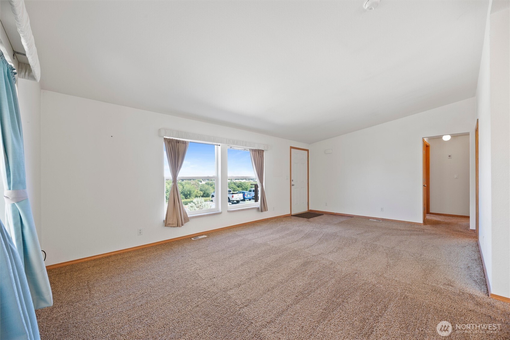 2443 Horizon View Lane Property Photo 13