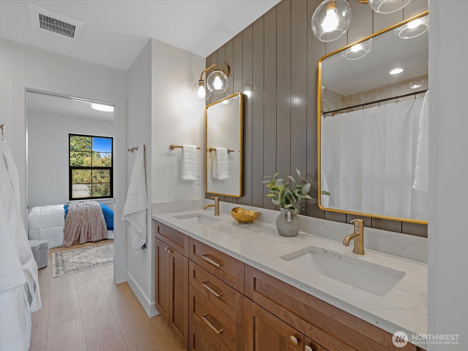 2817 25th Street B Property Photo 21