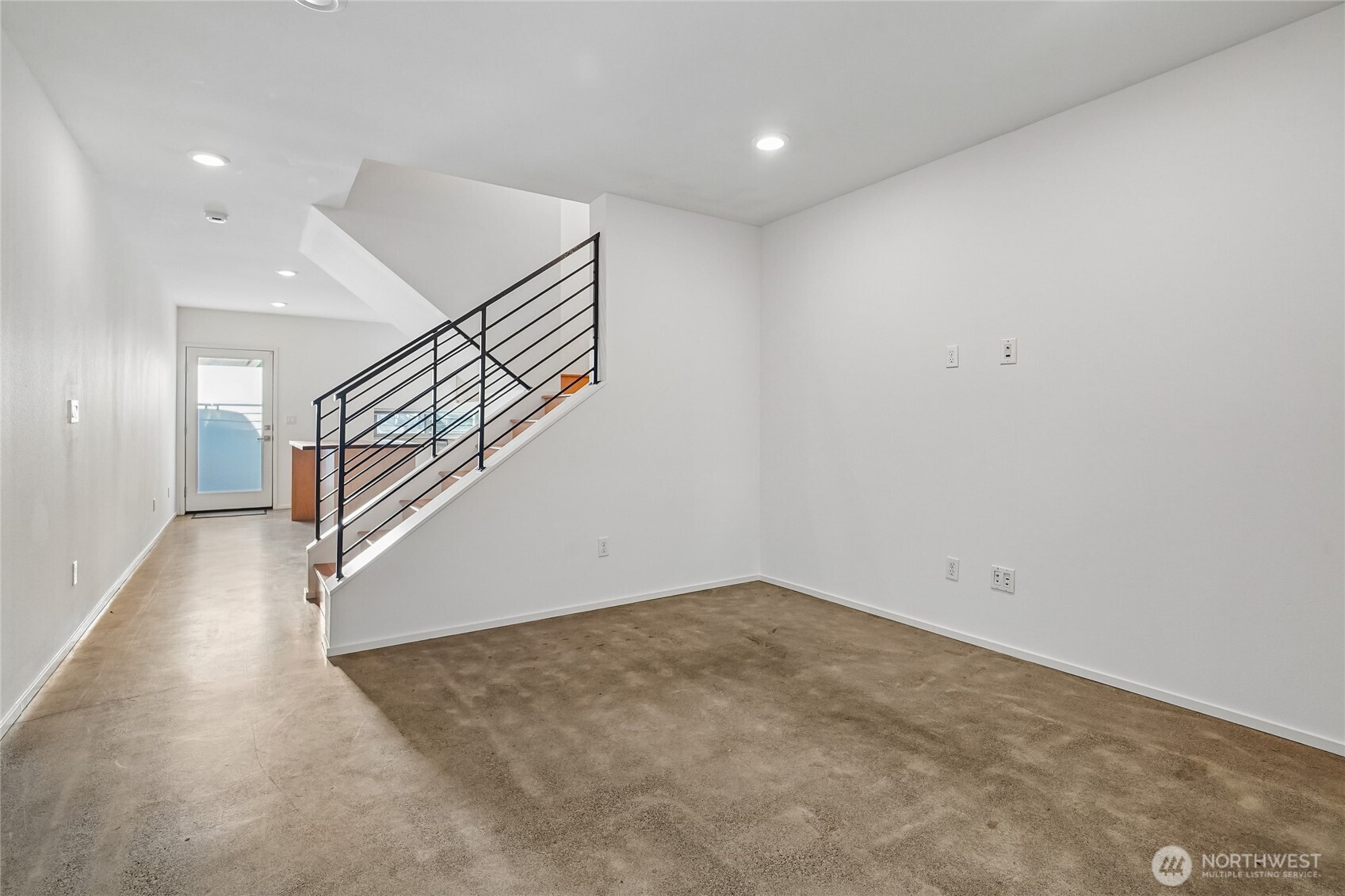 2207 15th Avenue B Property Photo 3