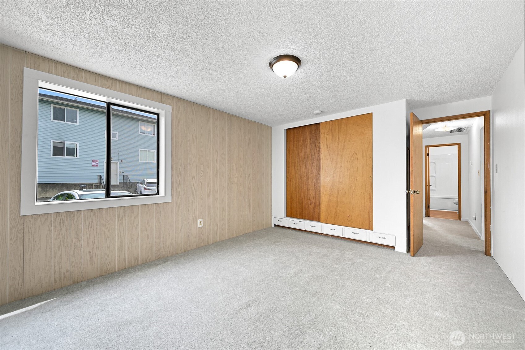 3316 E College Way Property Photo 14