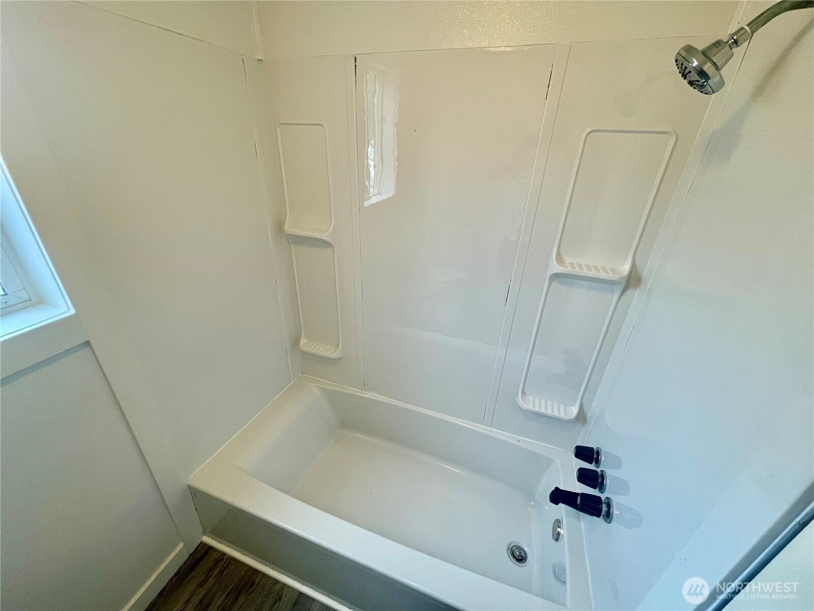 3316 E College Way Property Photo 28