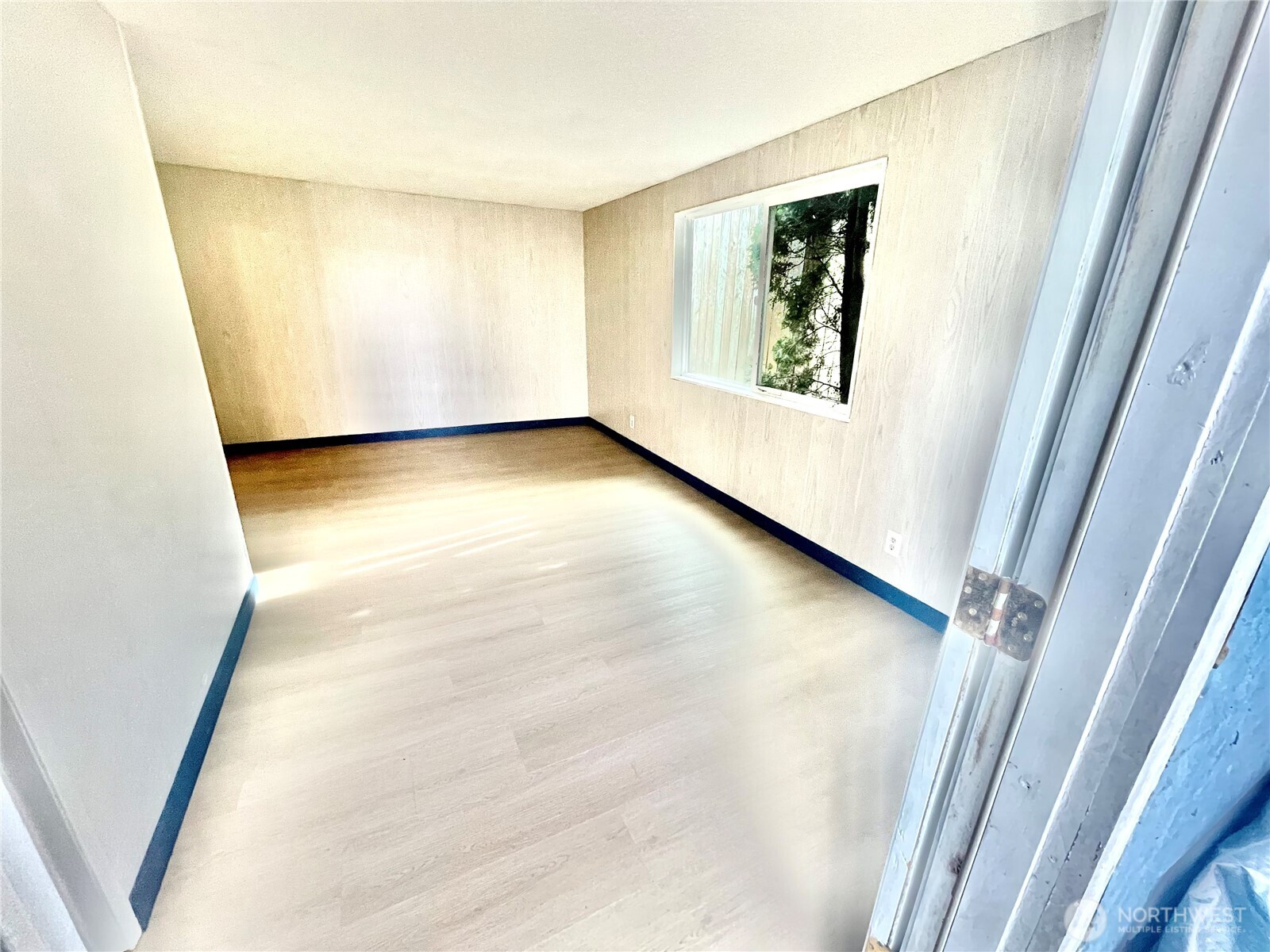 3316 E College Way Property Photo 29