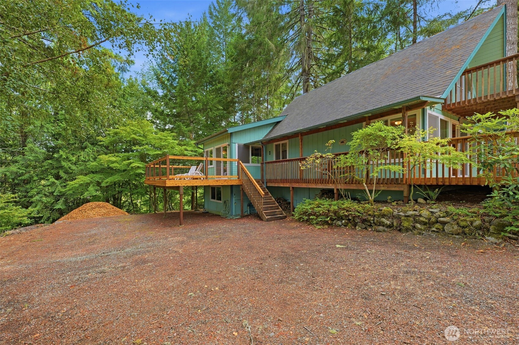 720 E Creekside Drive Property Photo 36